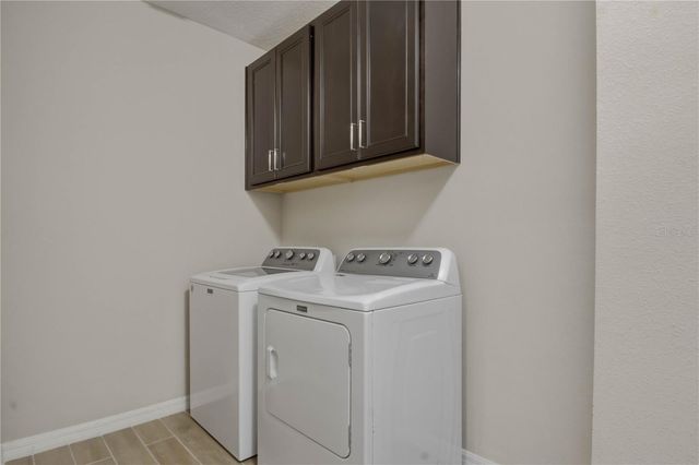 8415 PRAISE DRIVE, Tampa, FL 33625