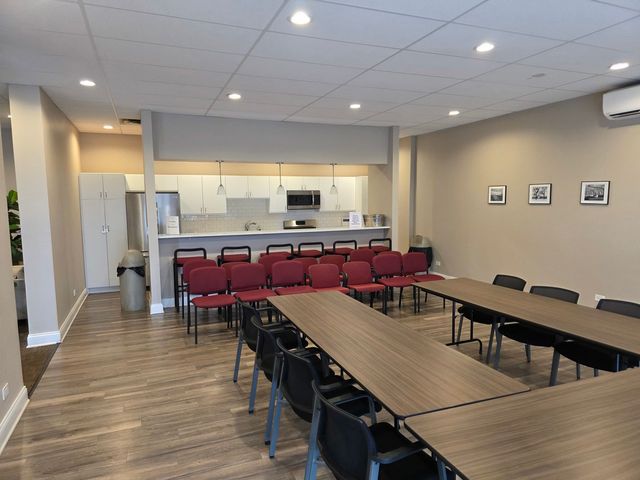 1636 N Wells Street 3004, Chicago, IL 60614