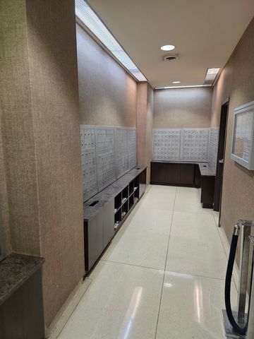 1636 N Wells Street 3004, Chicago, IL 60614