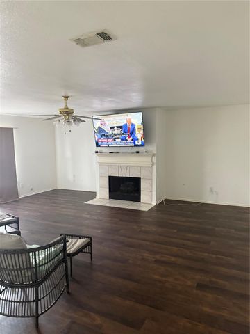 12522 Berry Laurel Lane, Houston, TX 77014