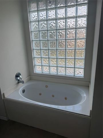 12522 Berry Laurel Lane, Houston, TX 77014