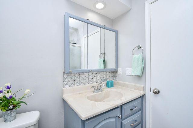 11414 Chariot Drive, Stafford, TX 77477
