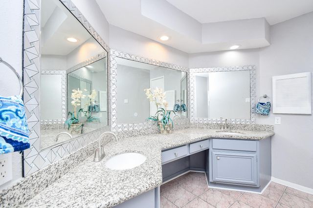 11414 Chariot Drive, Stafford, TX 77477