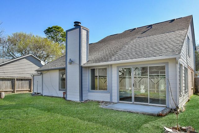 11414 Chariot Drive, Stafford, TX 77477