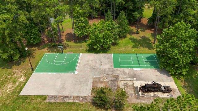 30 Little John Loop, Cleveland, TX 77327