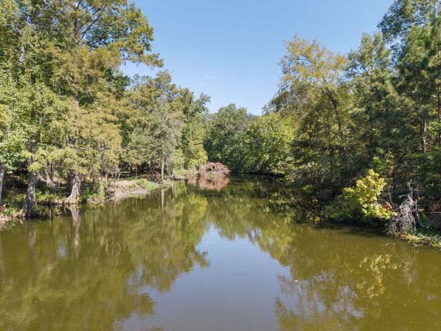 30 Little John Loop, Cleveland, TX 77327