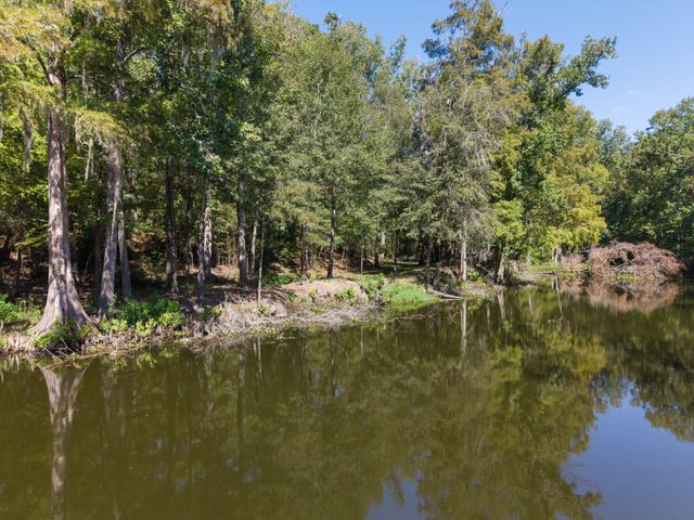30 Little John Loop, Cleveland, TX 77327