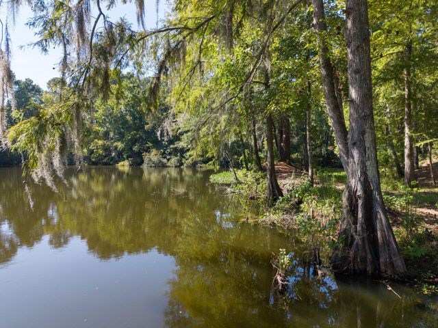 30 Little John Loop, Cleveland, TX 77327