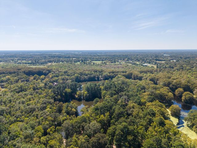 30 Little John Loop, Cleveland, TX 77327