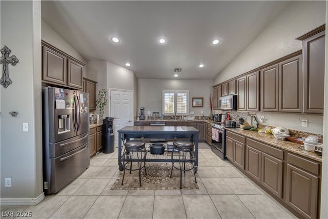 800 East Jaybird Street, Pahrump, NV 89048