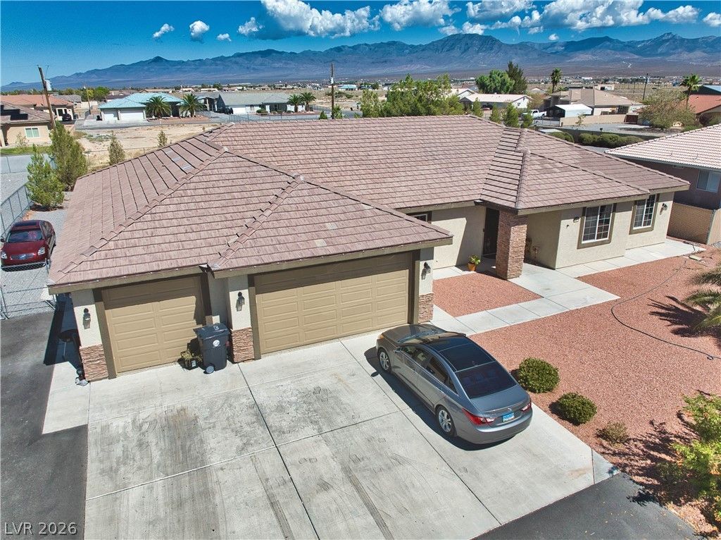 800 East Jaybird Street, Pahrump, NV 89048