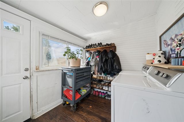 1537 Mount Pleasant Connell Road, East Huntingdon, PA 15666