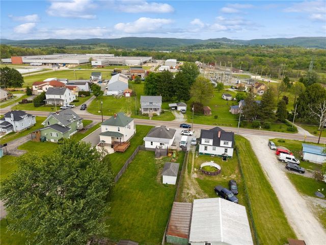 1537 Mount Pleasant Connell Road, East Huntingdon, PA 15666