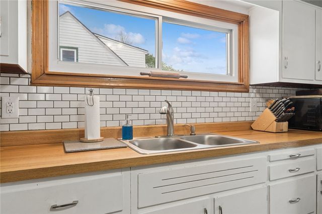 1537 Mount Pleasant Connell Road, East Huntingdon, PA 15666