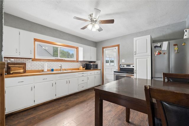 1537 Mount Pleasant Connell Road, East Huntingdon, PA 15666
