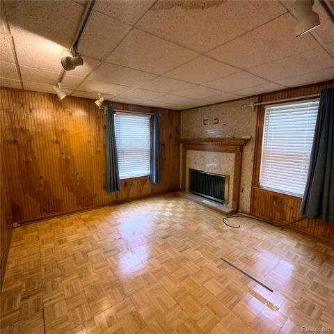 5103 Harding Street, Dearborn Heights, MI 48125