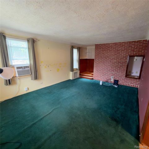 5103 Harding Street, Dearborn Heights, MI 48125