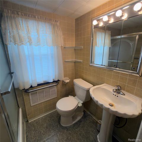 5103 Harding Street, Dearborn Heights, MI 48125