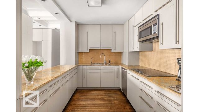 641 5TH Avenue 33F34EF, New York City, NY 10022