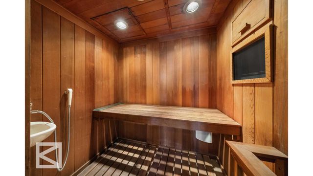 641 5TH Avenue 33F34EF, New York City, NY 10022