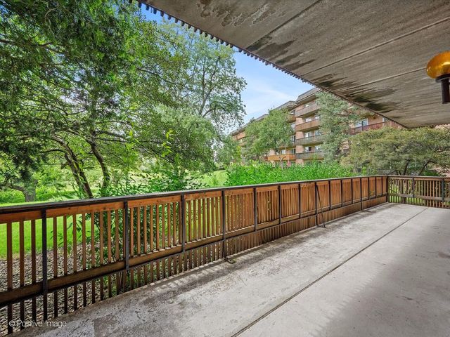 500 Redondo Road 109, Downers Grove, IL 60516