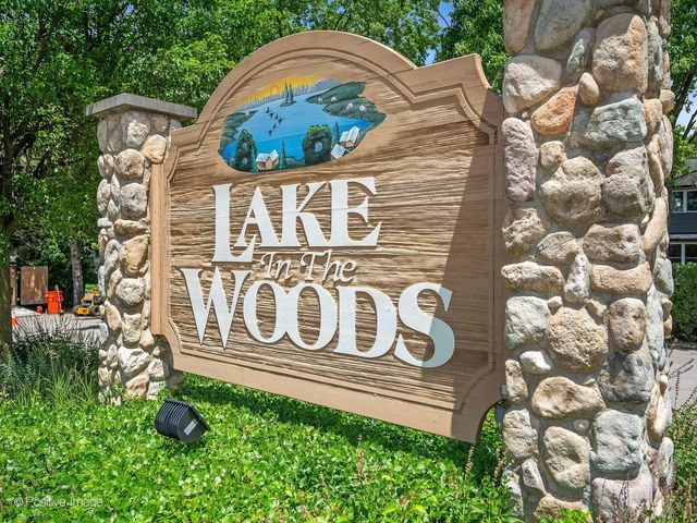 500 Redondo Road 109, Downers Grove, IL 60516
