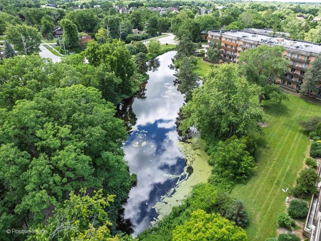 500 Redondo Road 109, Downers Grove, IL 60516