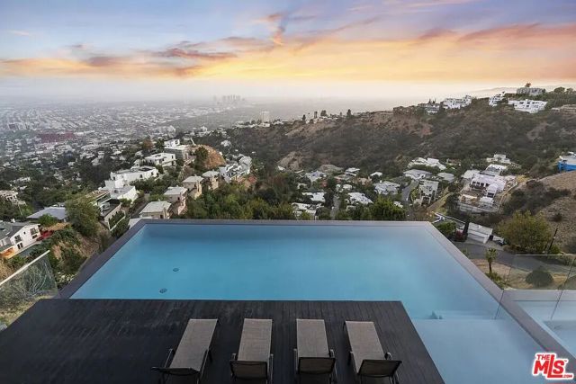 8790 Appian Way, Los Angeles, CA 90046