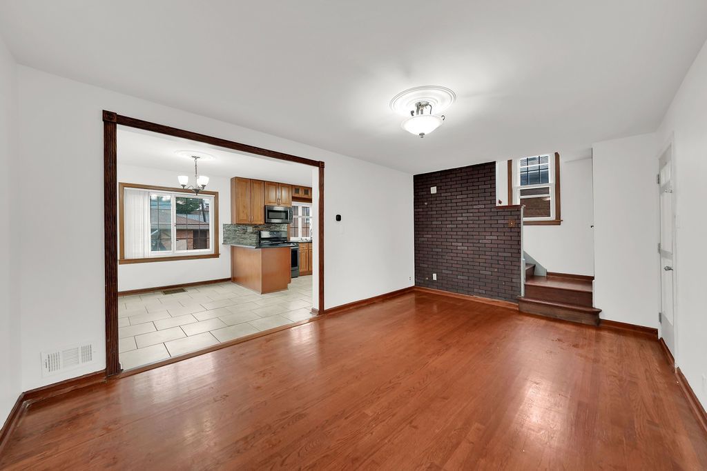 5110 S Monitor Avenue, Chicago, IL 60638 — photo 4