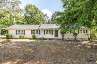 303 Woodhaven Road, Centerville, GA 31028