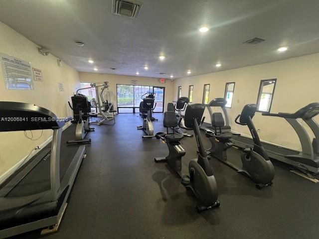 9801 Sunrise Lakes Blvd 208, Sunrise, FL 33322