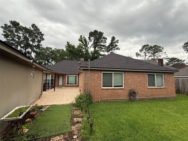 3210 Rushing Brook Drive, Kingwood, TX 77345