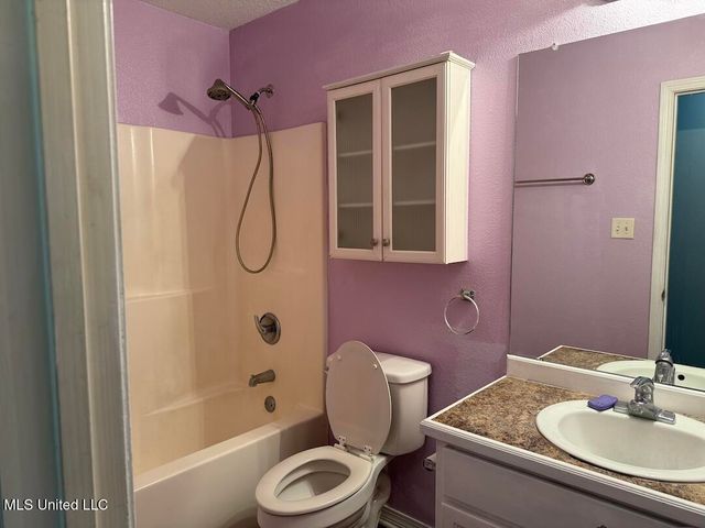 25 Brielle Lane, Wiggins, MS 39577