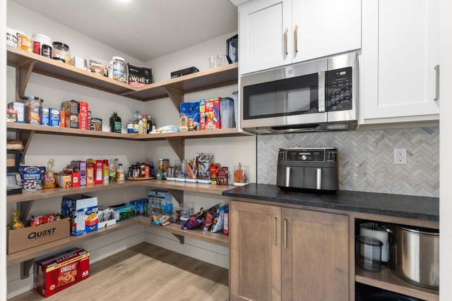 1029 LANCASTER COURT, Green Bay, WI 54313