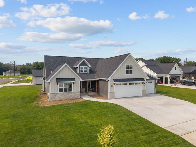 1029 LANCASTER COURT, Green Bay, WI 54313
