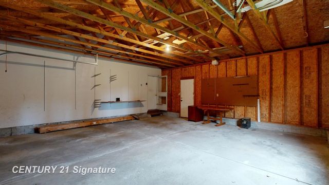 3385 Ann Drive, Flushing, MI 48433