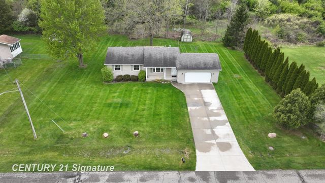 3385 Ann Drive, Flushing, MI 48433