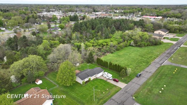 3385 Ann Drive, Flushing, MI 48433
