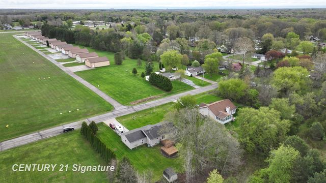 3385 Ann Drive, Flushing, MI 48433