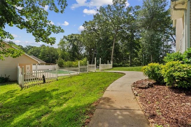 161 Hunters Trail SE, Calhoun, GA 30701