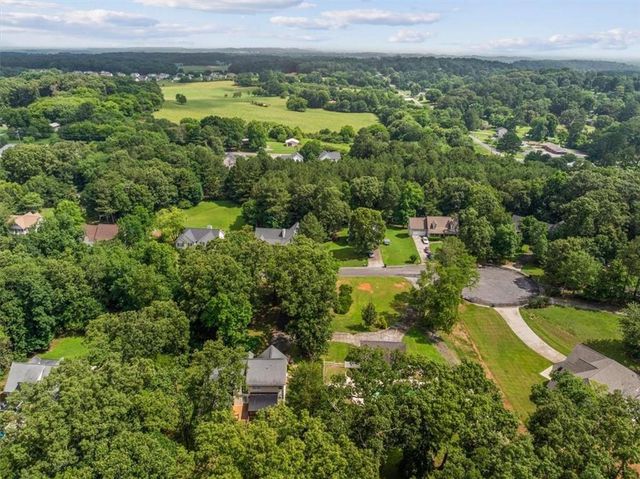 161 Hunters Trail SE, Calhoun, GA 30701