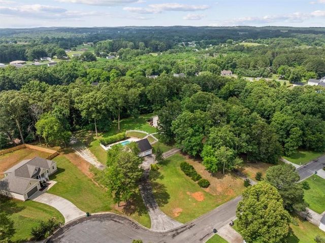 161 Hunters Trail SE, Calhoun, GA 30701