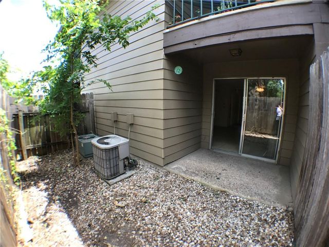 630 Maiden LANE LN E, Austin, TX 78705