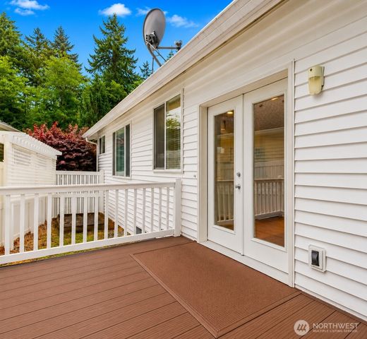 5610 W 61ST Avenue, University Place, WA 98467
