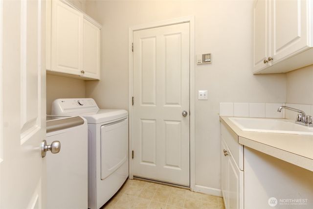 5610 W 61ST Avenue, University Place, WA 98467