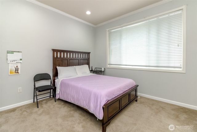 5610 W 61ST Avenue, University Place, WA 98467