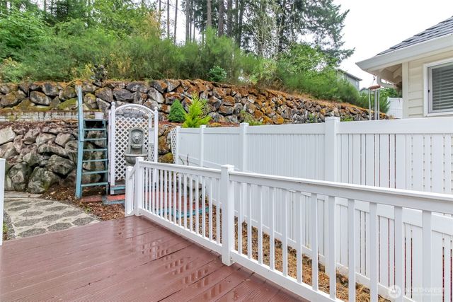 5610 W 61ST Avenue, University Place, WA 98467