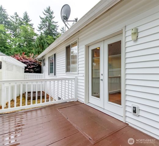 5610 W 61ST Avenue, University Place, WA 98467