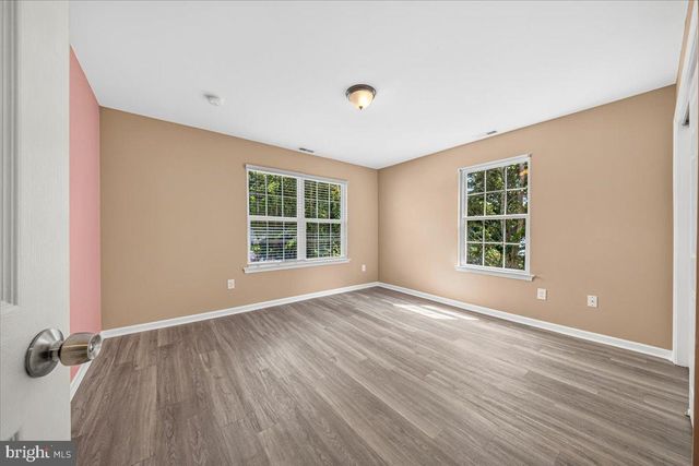 14 S PENNSYLVANIA AVE, Blackwood, NJ 08012