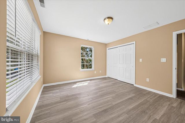 14 S PENNSYLVANIA AVE, Blackwood, NJ 08012